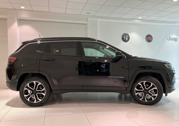 Jeep Compass cena 152737 przebieg: 5, rok produkcji 2023 z Wrocław małe 172